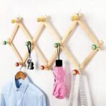 COLLAPSIBLE WOODEN HANGER